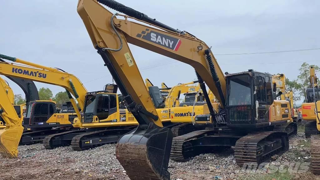 Sany SY 215 C Raupenbagger