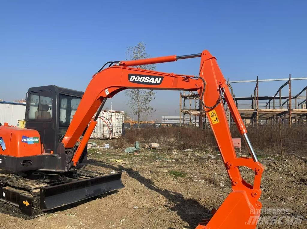 Doosan DH 55 Minibagger < 7t
