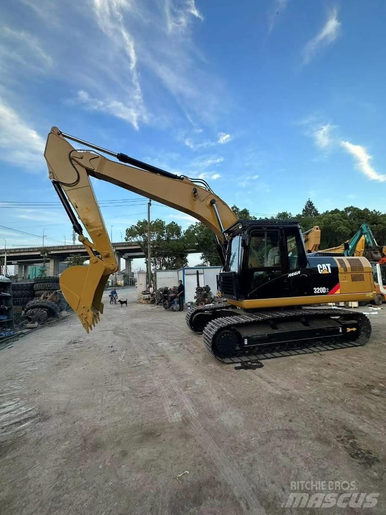 CAT 320D2 Raupenbagger