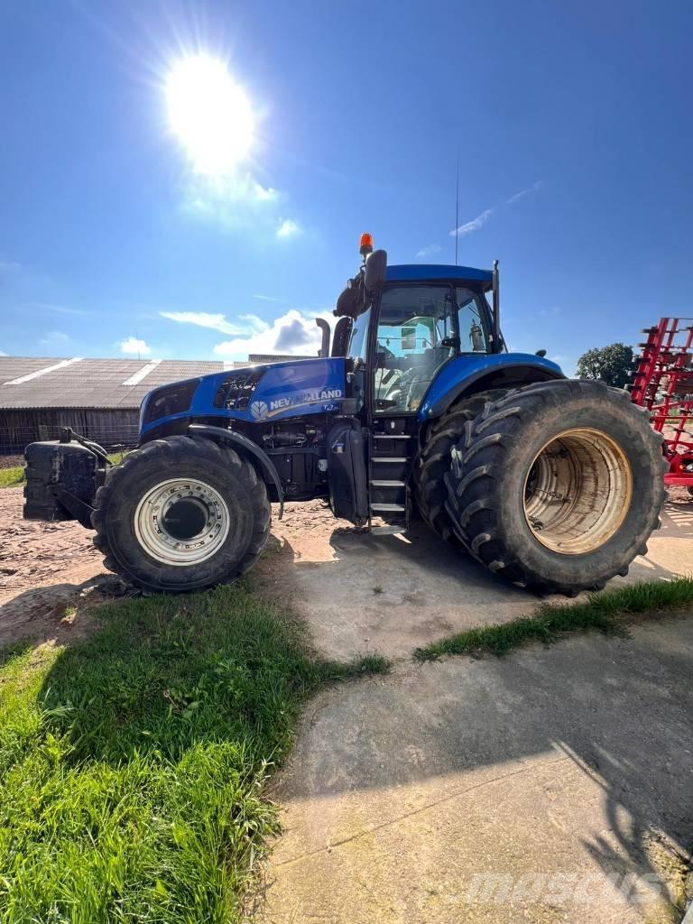 New Holland T8.360 Traktoren