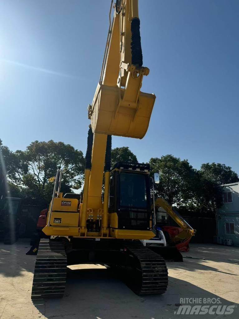 Komatsu PC 200-8 Raupenbagger