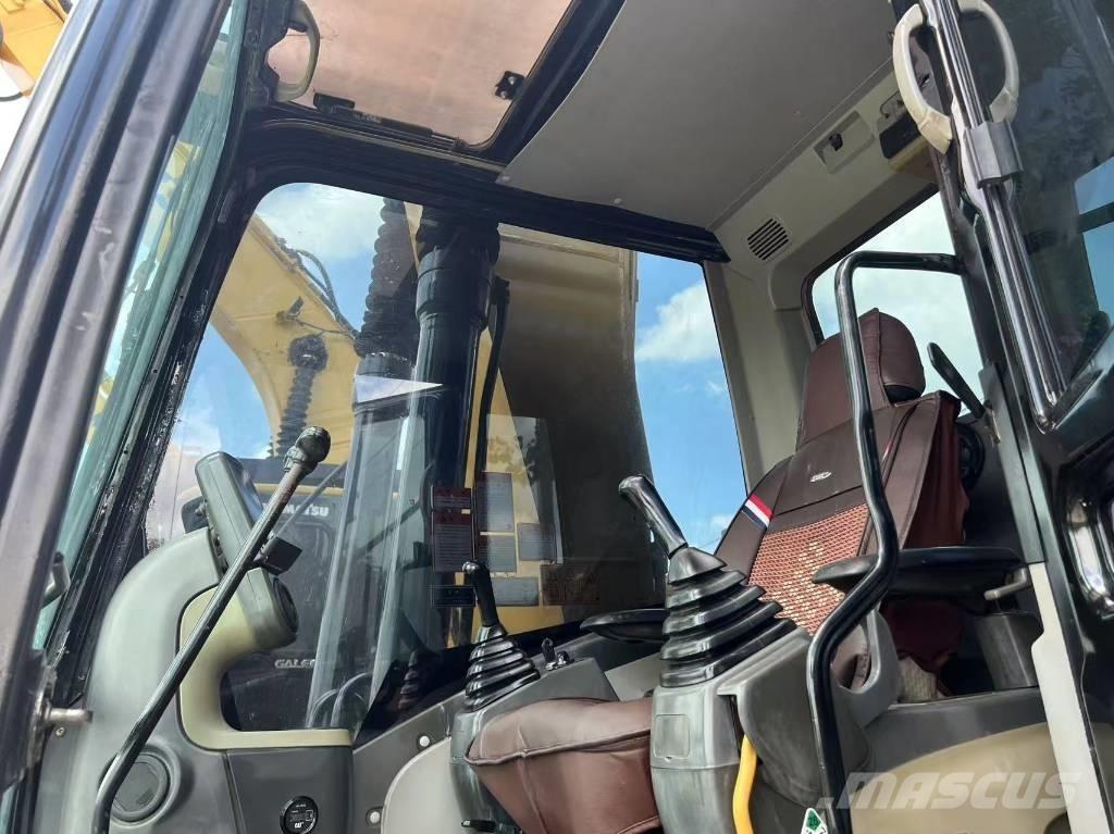 CAT 323DL Raupenbagger