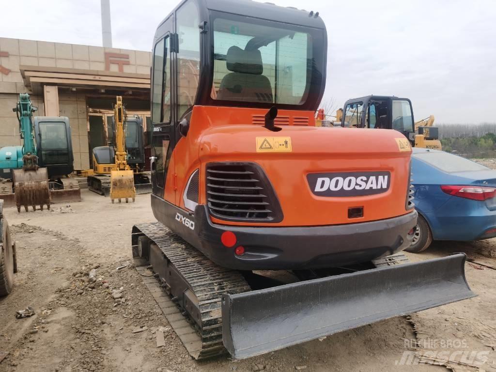 Doosan DX 60 Minibagger < 7t