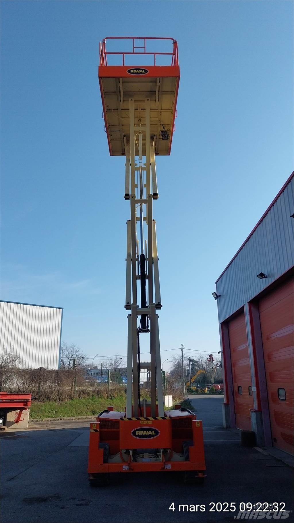 JLG 3394RT Scheren-Arbeitsbühnen