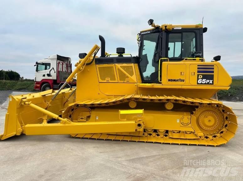 Komatsu D 65PX-18 Bulldozer