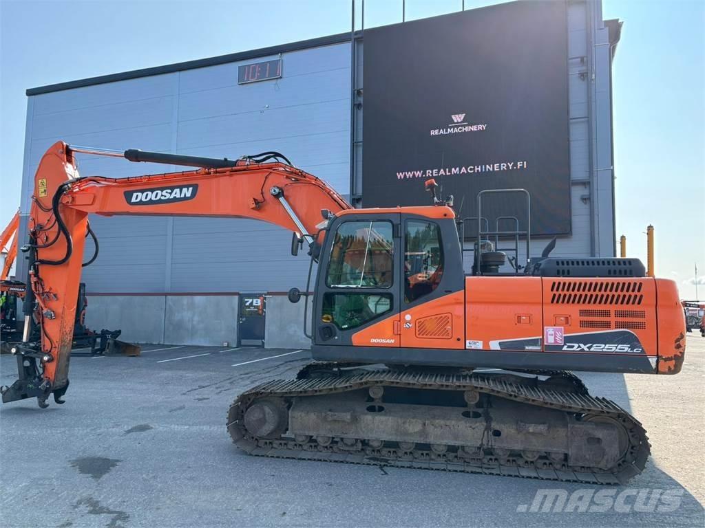 Doosan DX255LC-5 Raupenbagger