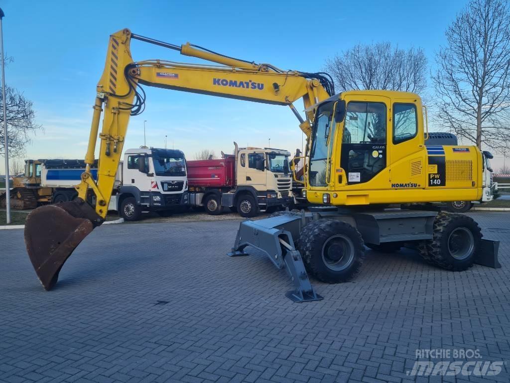 Komatsu PW 140-7 Mobilbagger