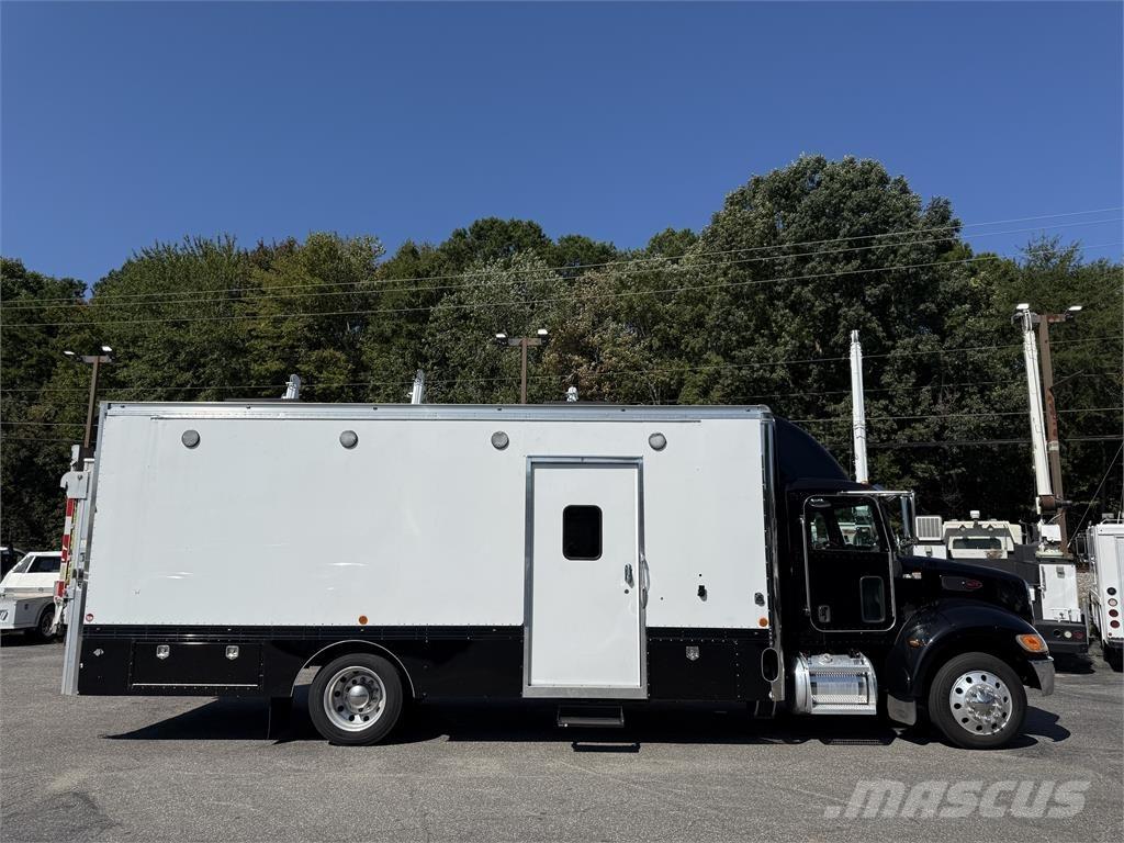 Peterbilt 337 Andere Fahrzeuge