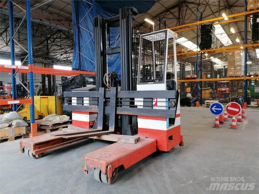 Combilift ESA30 Seitenstapler