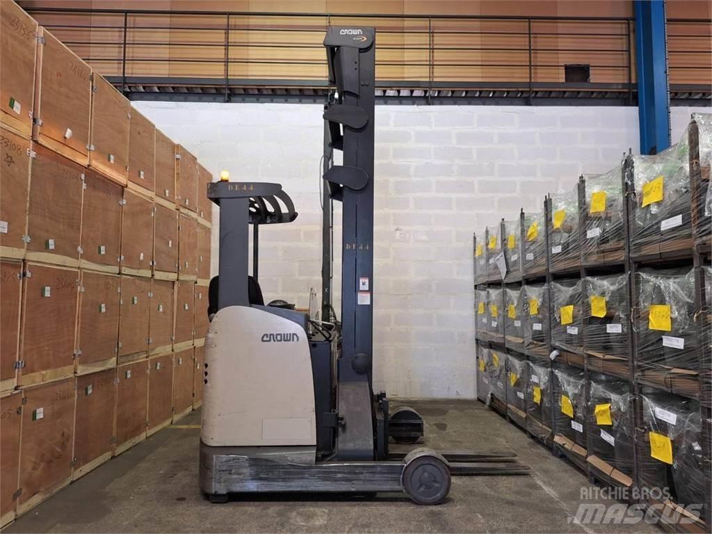 Crown ESR 5260 Schubmaststapler