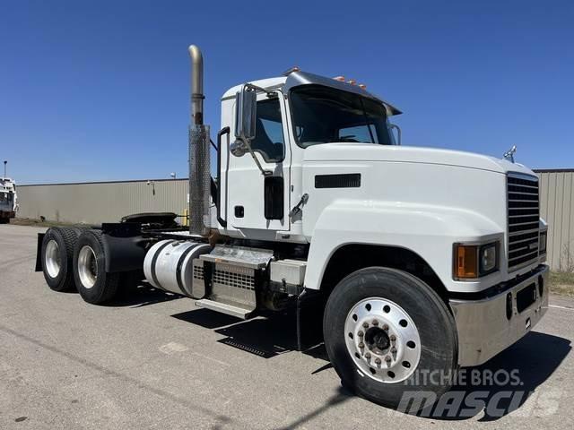 Mack PINNACLE Andere Transporter