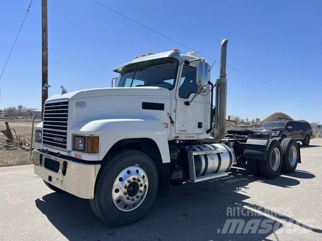 Mack PINNACLE Andere Transporter
