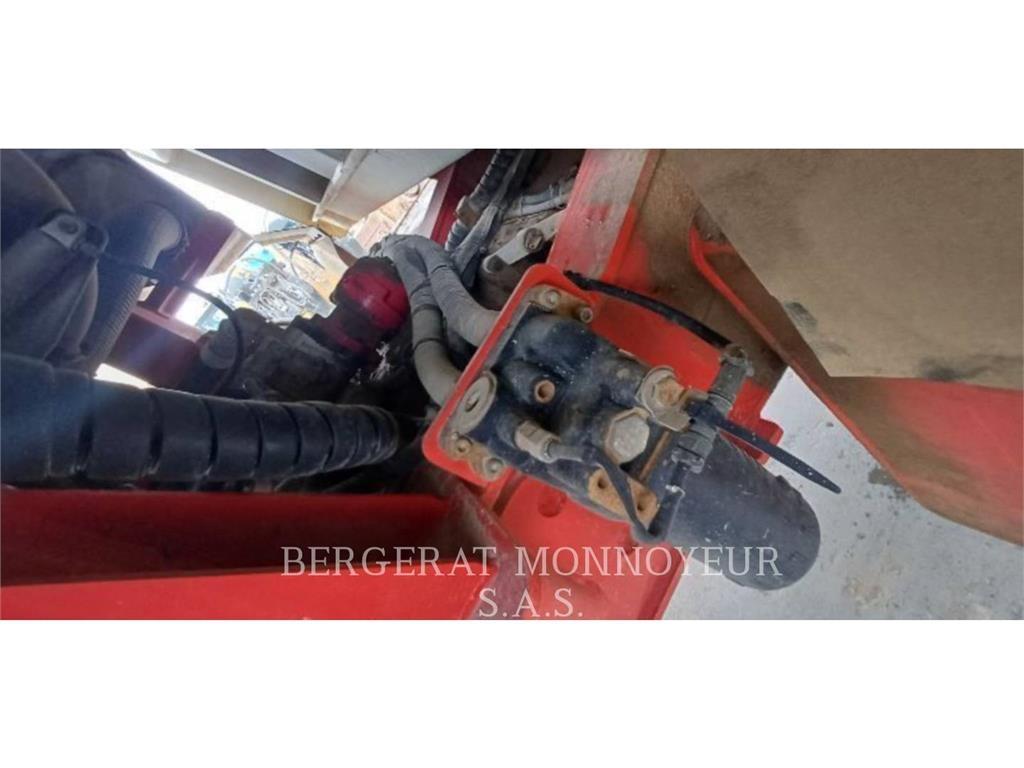 Astra RD40 Dumper - Knickgelenk