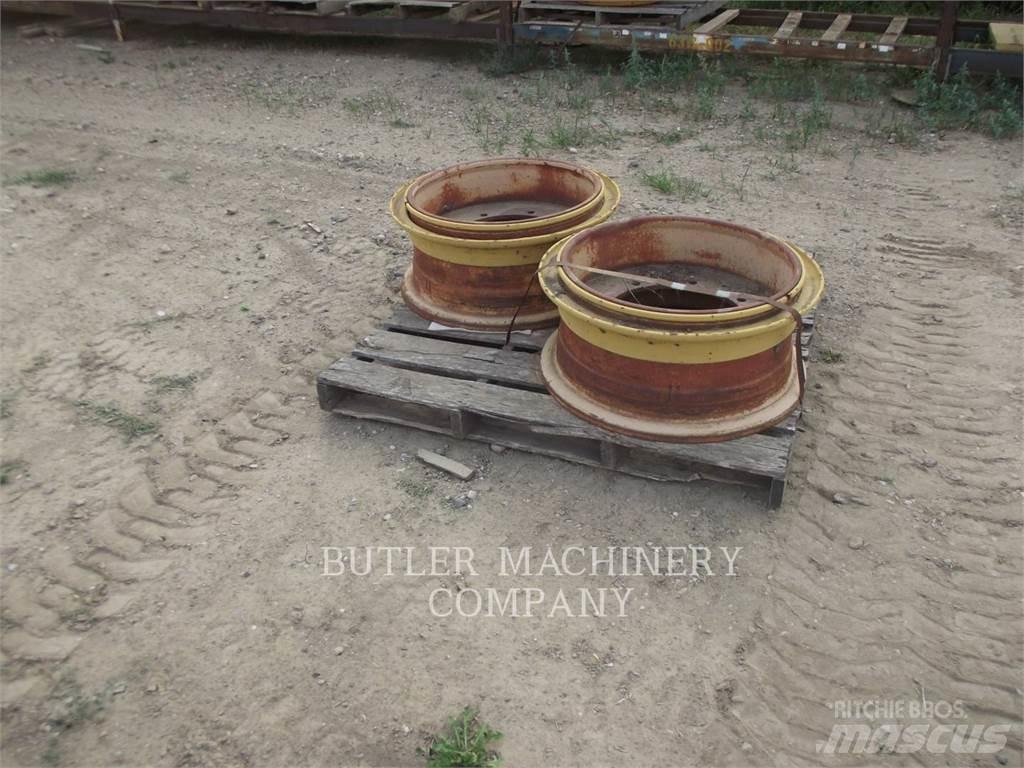 CAT 10.00X24 RIMS (2) Reifen
