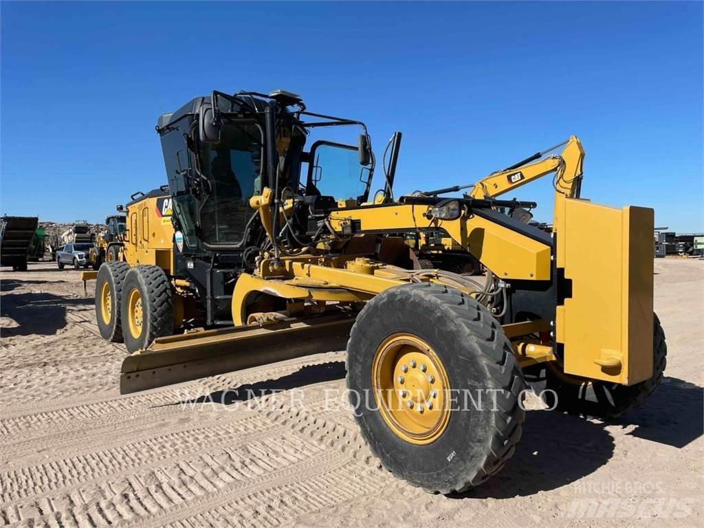 CAT 120 Grader