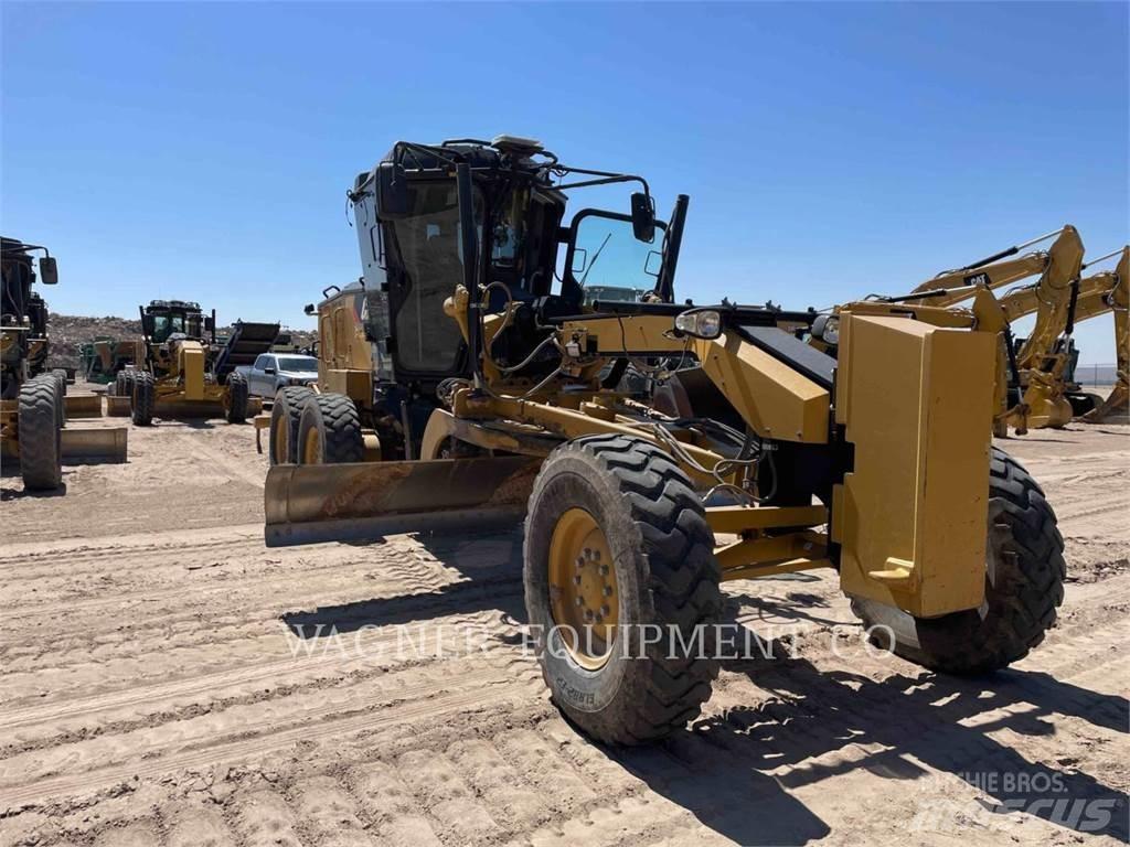 CAT 120 Grader