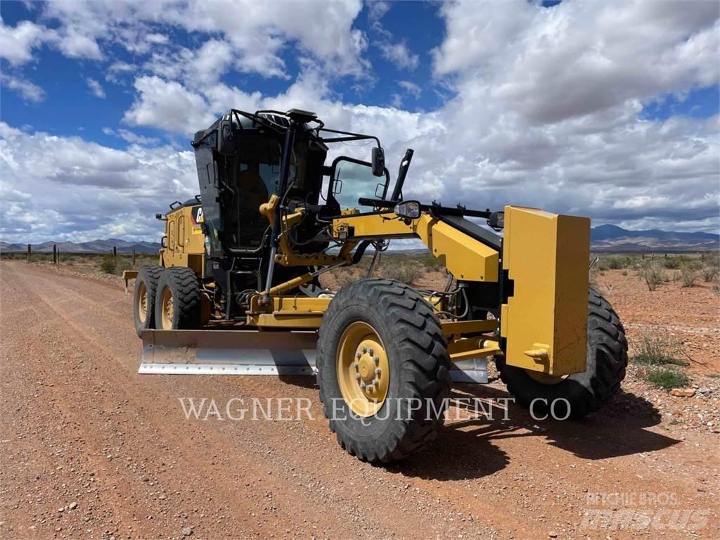 CAT 120 Grader