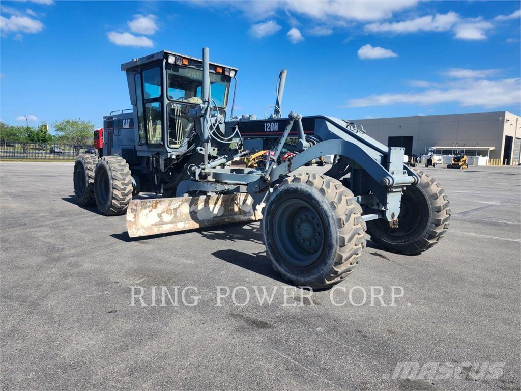 CAT 120H Grader