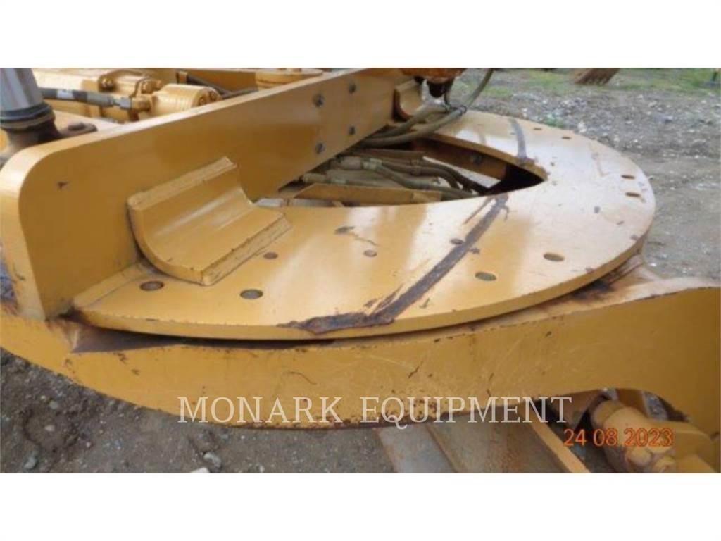 CAT 120K Grader