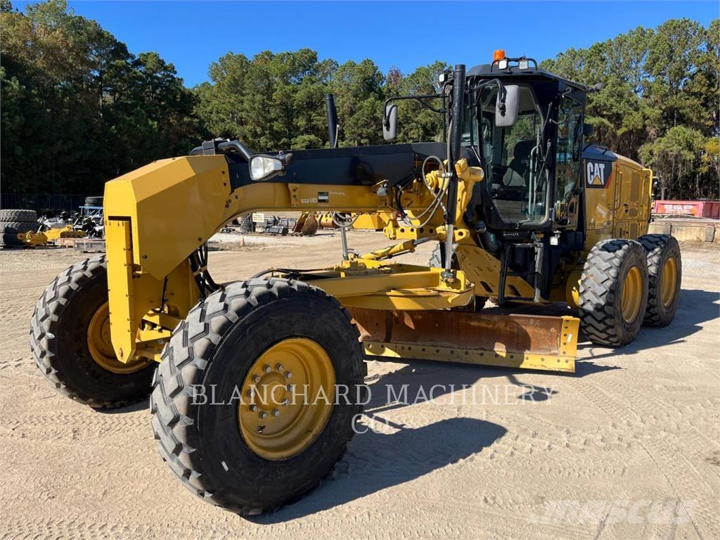 CAT 120M2 Grader