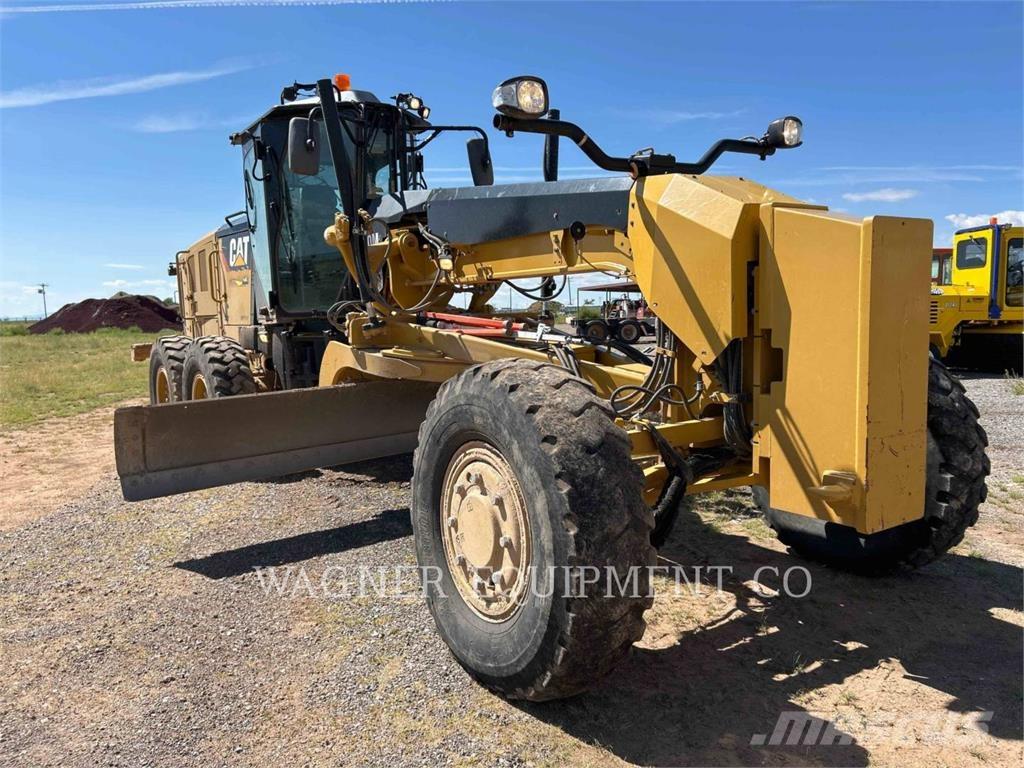 CAT 120M2AWD Grader