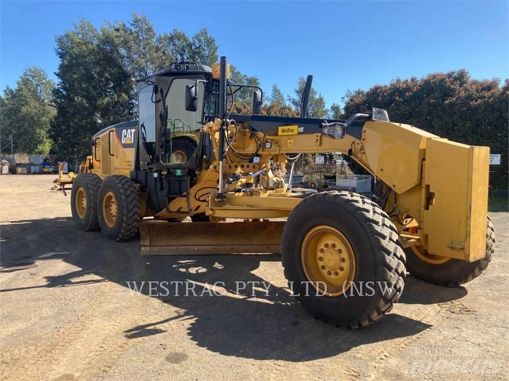CAT 12M Grader