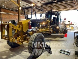 CAT 12M2 Grader