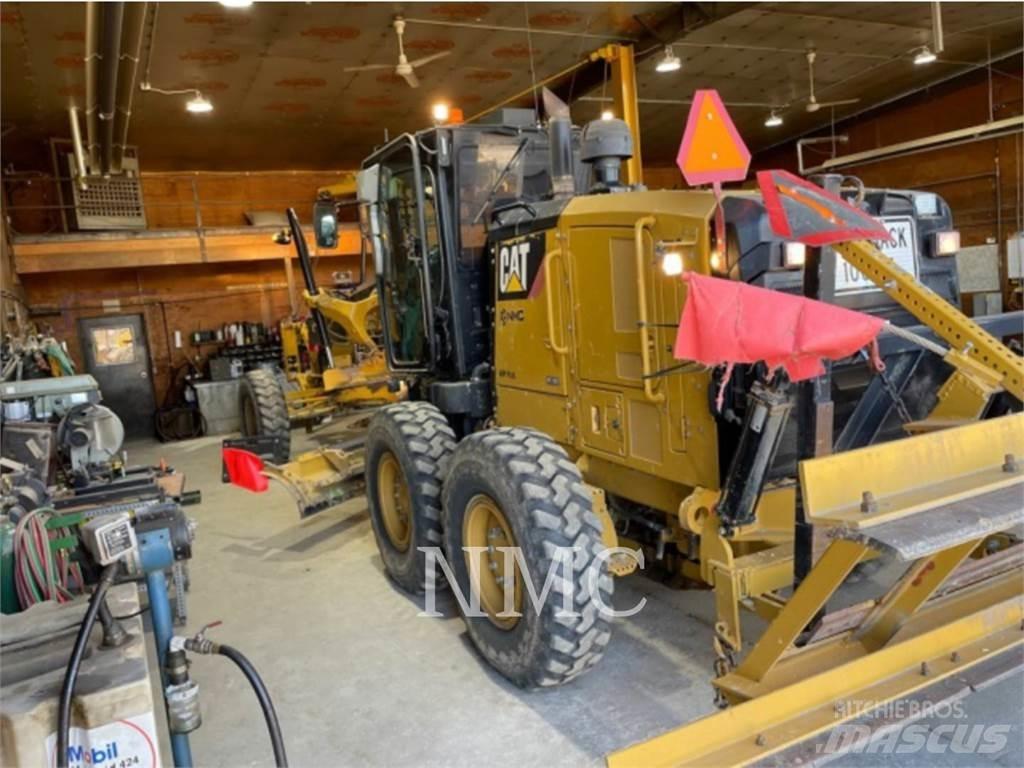 CAT 12M2 Grader
