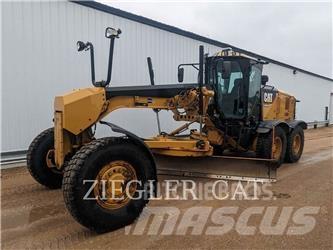 CAT 12M2AWD Grader
