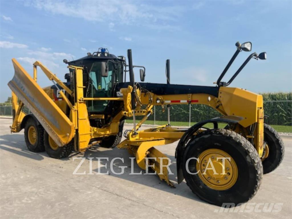 CAT 12M2AWD Grader