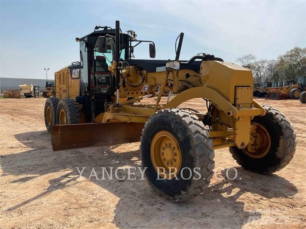 CAT 12M3 Grader