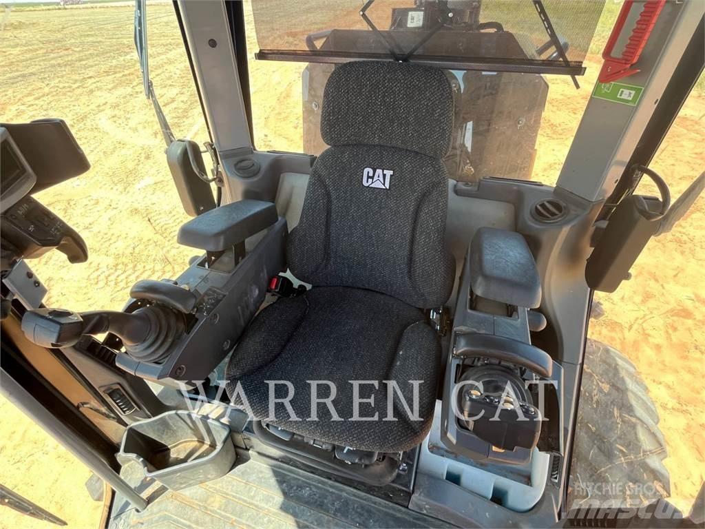 CAT 12M3 Grader