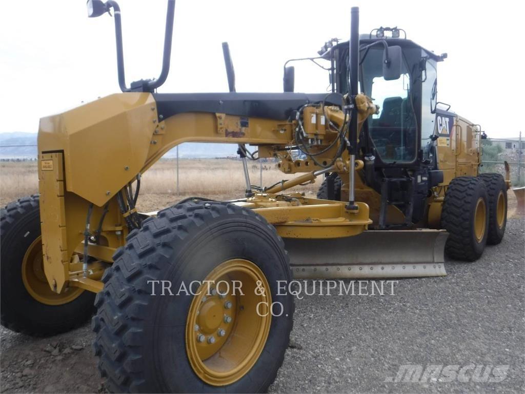 CAT 12M3 Grader