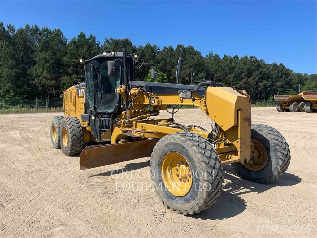 CAT 12M3 Grader