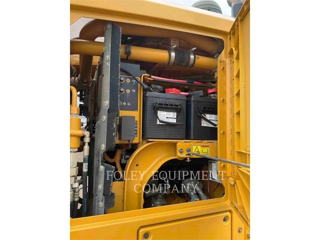 CAT 12M3 Grader