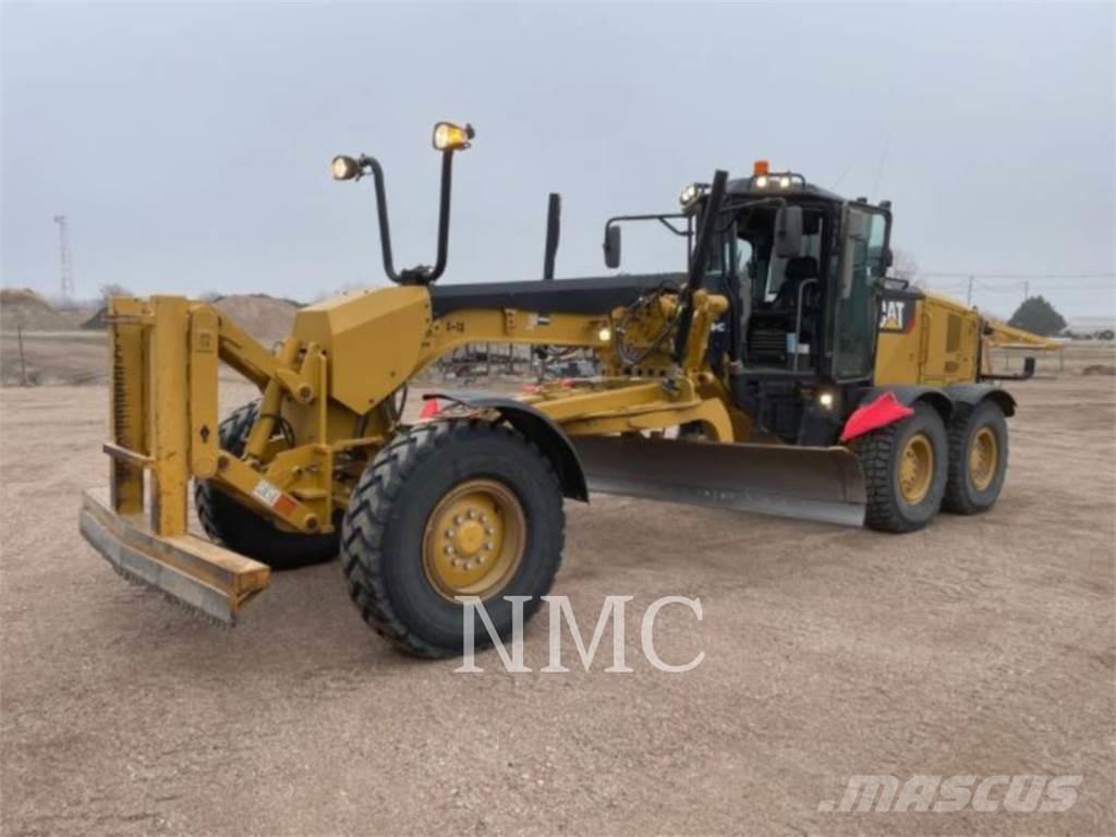 CAT 12M3 Grader