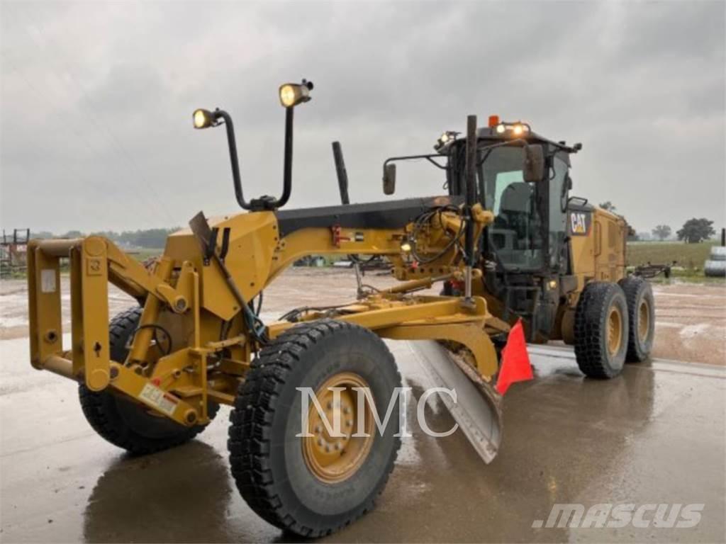 CAT 12M3 Grader