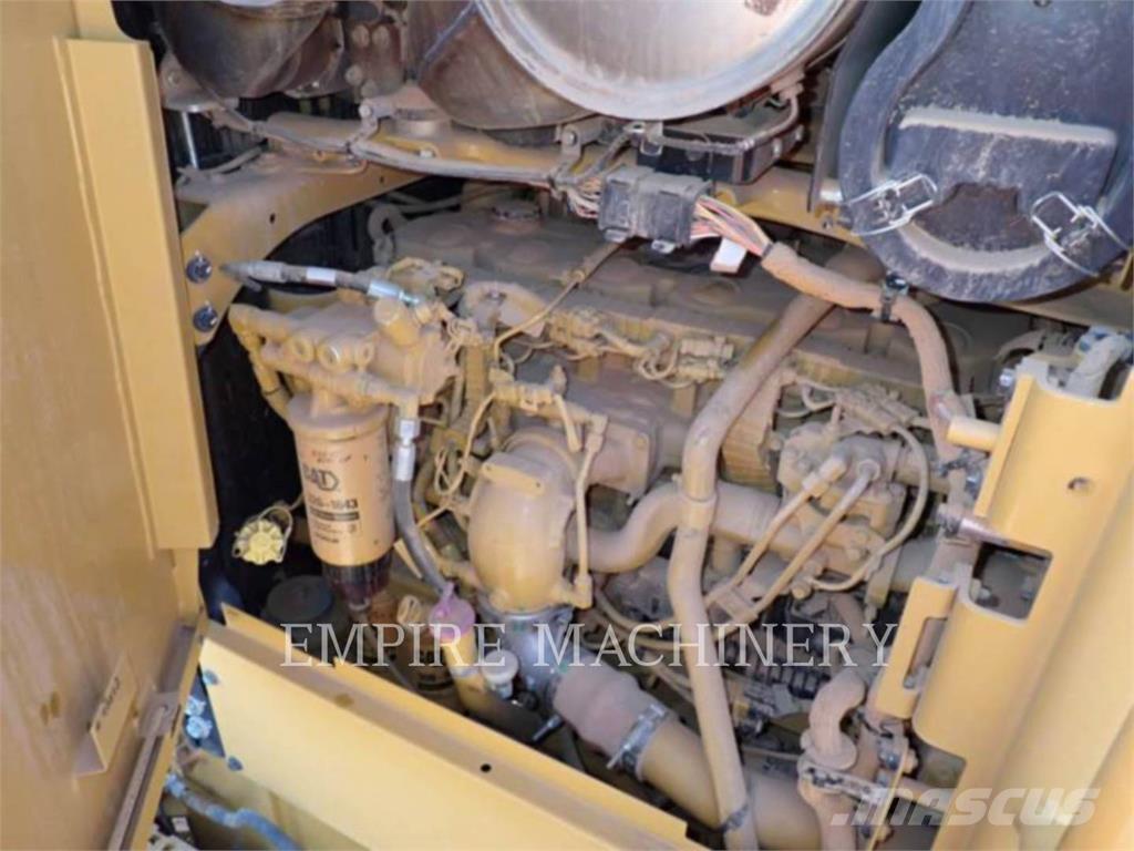 CAT 12M3 Grader