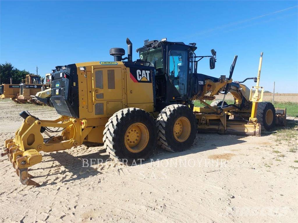 CAT 12M3 Grader