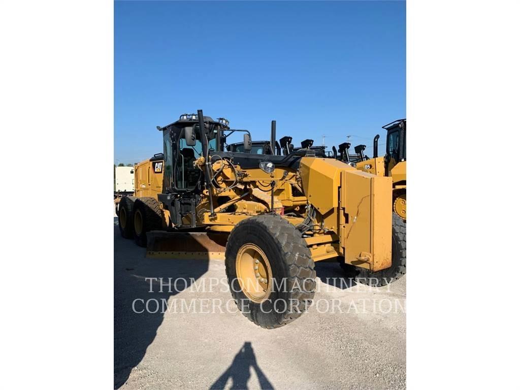CAT 12M3 Grader