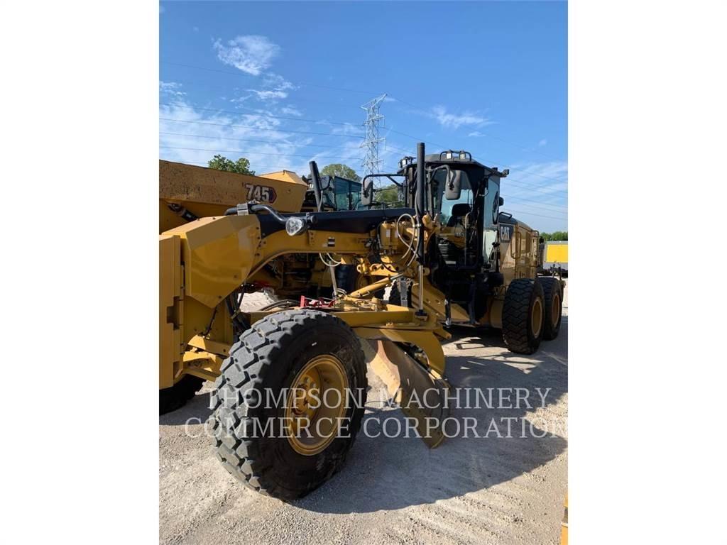 CAT 12M3 Grader