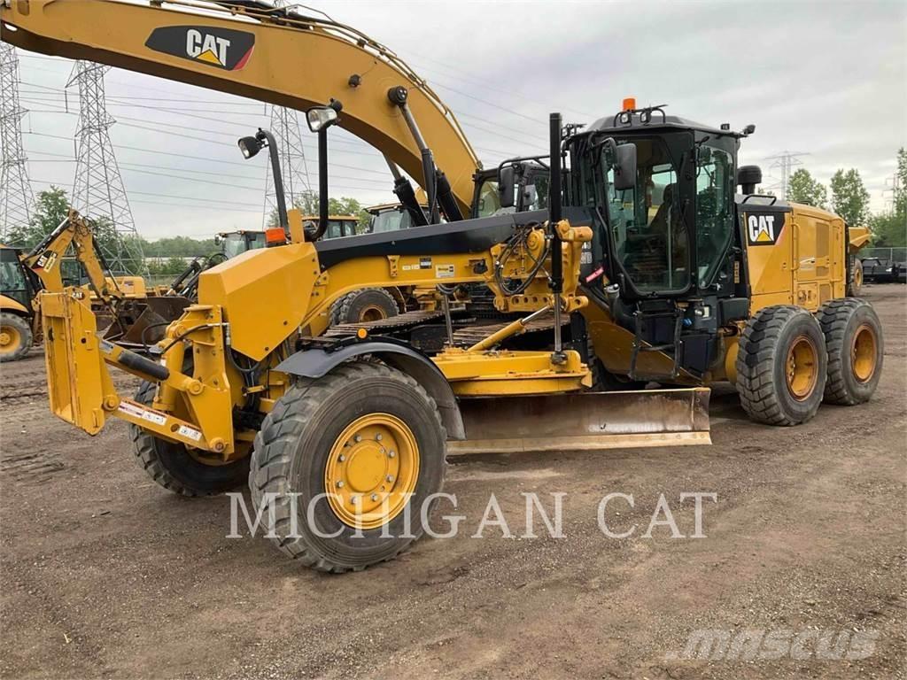 CAT 12M3 AWD Grader