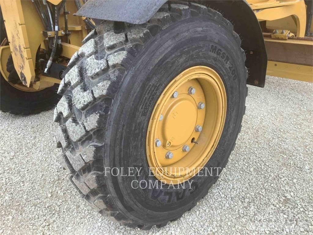 CAT 12M3AW Grader
