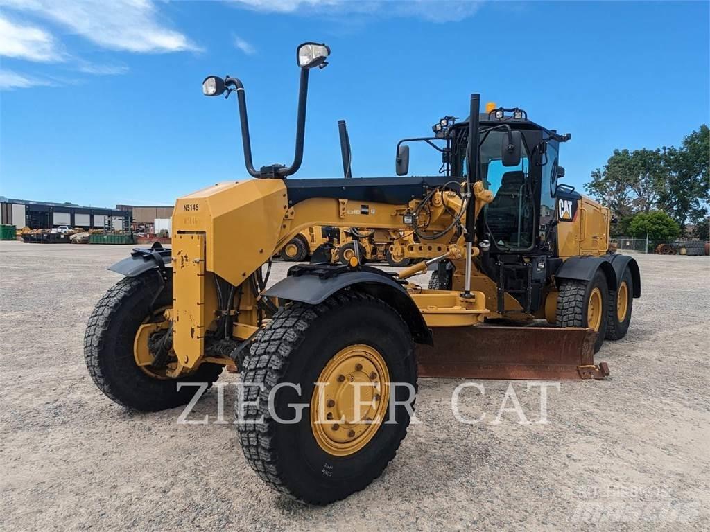 CAT 12M3AWD Grader