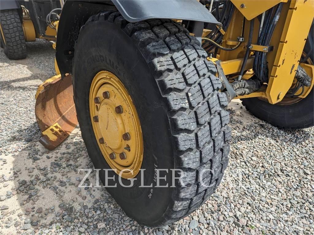 CAT 12M3AWD Grader
