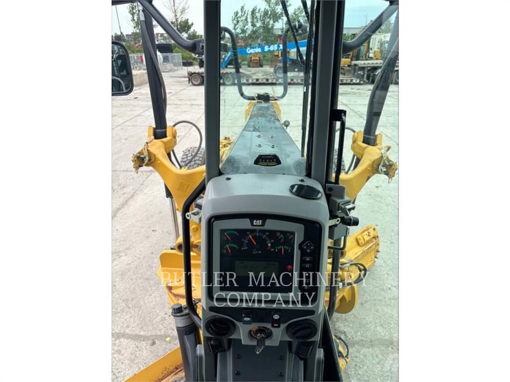 CAT 12M3AWD Grader