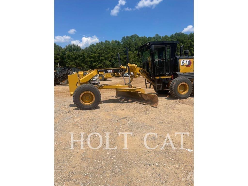 CAT 140 Grader