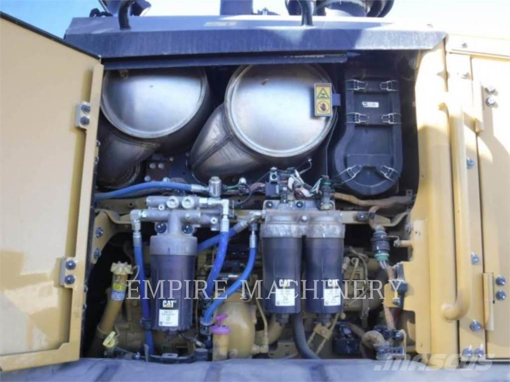 CAT 140-13 Grader