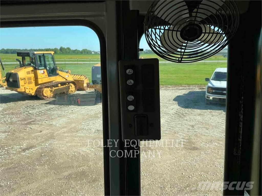 CAT 140-13AWL Grader