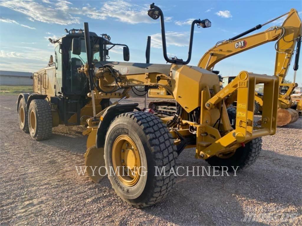 CAT 140 AWD Grader